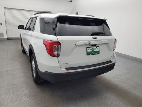 Used 2023 Ford Explorer XLT w/ Equipment Group 202A image 6