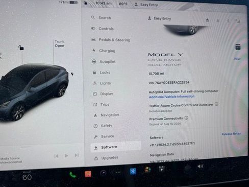Used 2024 Tesla Model Y Long Range AWD/4WD image 13