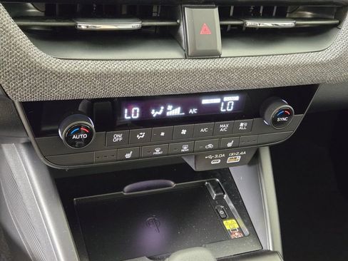 New 2026 Subaru Outback Premium AWD/4WD image 18