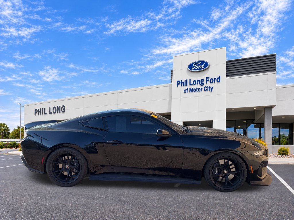 Used 2024 Ford Mustang GT w/ GT Performance Package RWD image 8