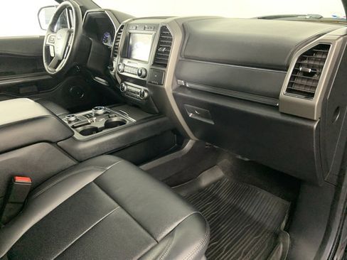 Used 2019 Ford Expedition XLT w/ Equipment Group 202A image 33