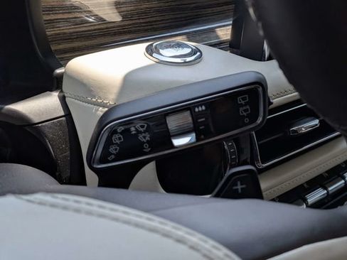 Used 2020 Lincoln Aviator Black Label w/ Dynamic Handling Package AWD/4WD image 26