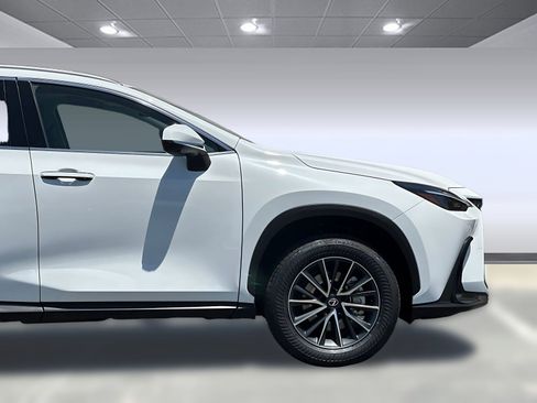 Certified 2026 Lexus NX 350h AWD w/ Accessory Package (K3) image 33