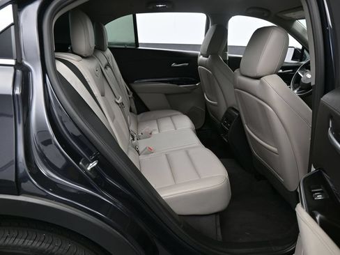 Used 2023 Cadillac XT4 Luxury FWD image 38