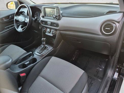 Used 2018 Hyundai Kona SEL w/ SEL Tech Package 02 FWD image 20