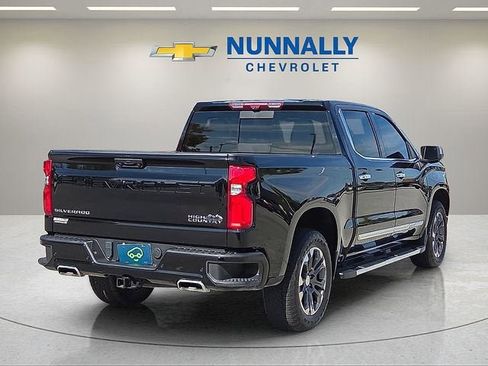 Certified 2024 Chevrolet Silverado 1500 High Country w/ Technology Package image 5