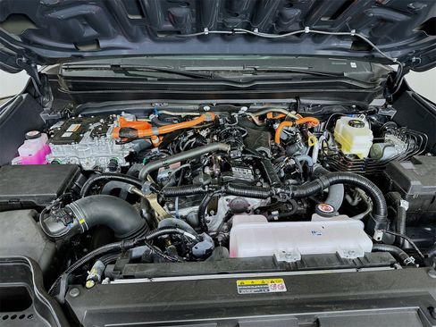 New 2025 Toyota Tacoma TRD Off-Road image 31