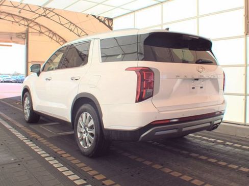 Used 2025 Hyundai Palisade SEL FWD image 3