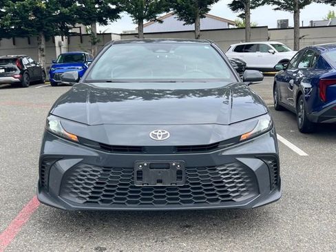 Used 2025 Toyota Camry SE w/ Convenience Package AWD/4WD image 6