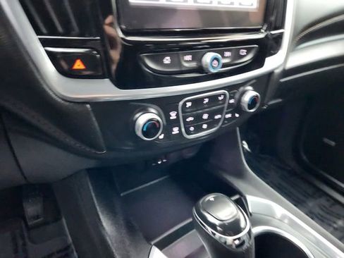 Used 2019 Chevrolet Traverse LT w/ LT Premium Package image 14