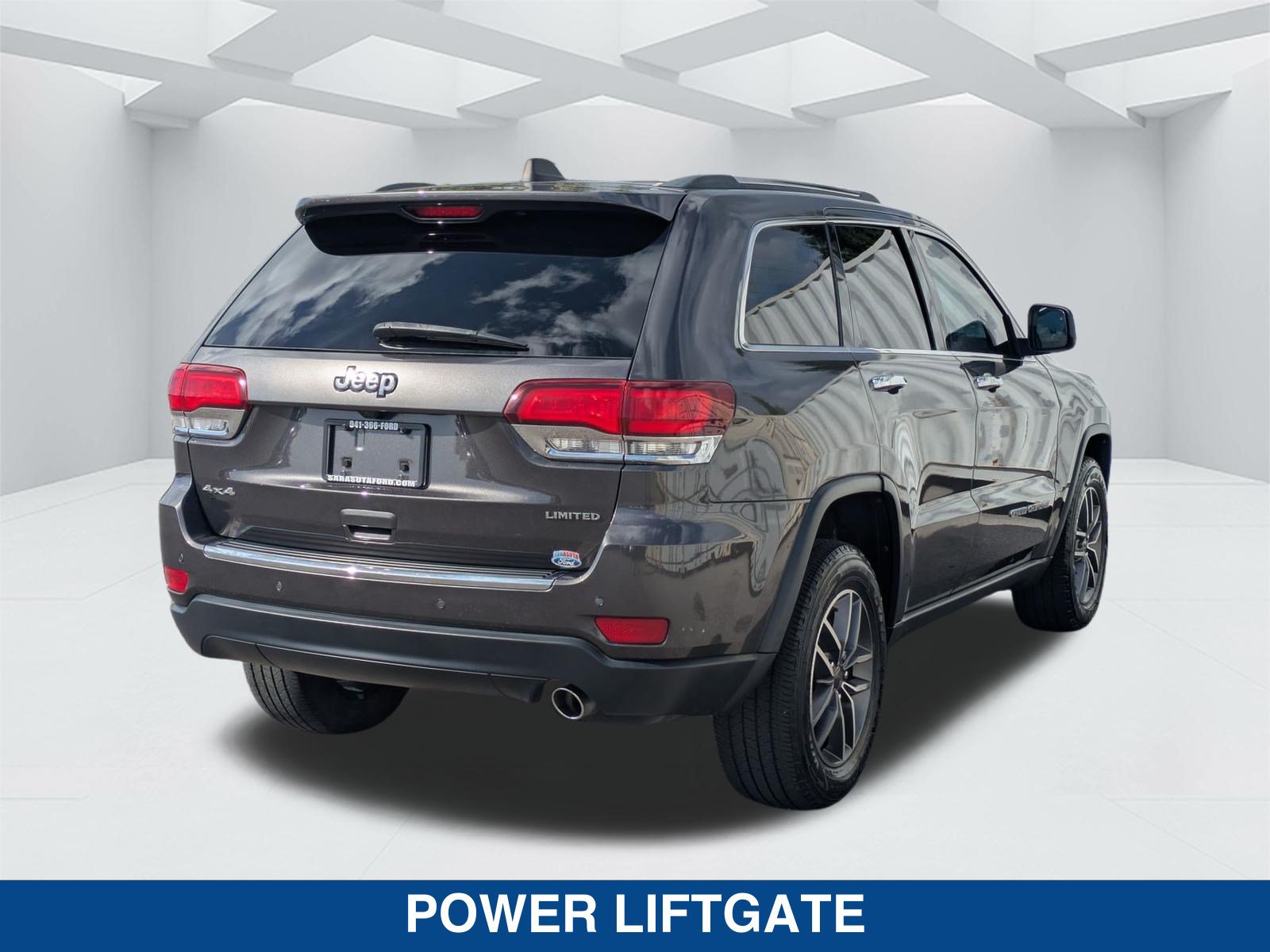 Used 2020 Jeep Grand Cherokee Limited AWD/4WD image 5