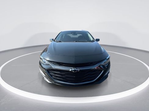 Used 2024 Chevrolet Malibu LT w/ Midnight Edition image 3