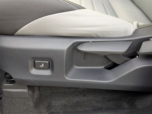 Used 2026 Toyota Tacoma TRD Off-Road image 21