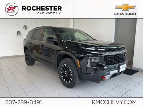 Used 2024 Chevrolet Traverse Z71 AWD/4WD image 1