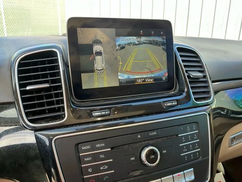 Used 2017 Mercedes-Benz GLE 350 4MATIC image 32