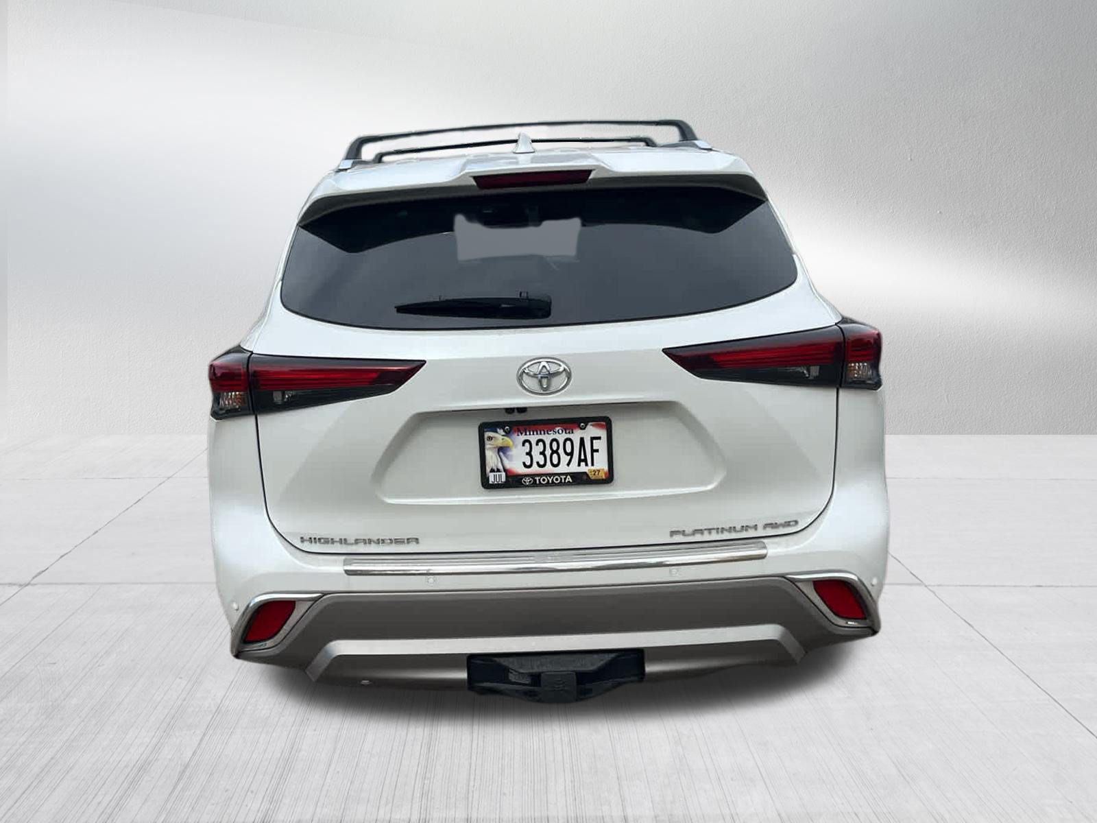 Used 2025 Toyota Highlander Platinum AWD/4WD image 4