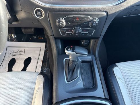 Used 2016 Dodge Charger SXT w/ AWD Plus Group image 15