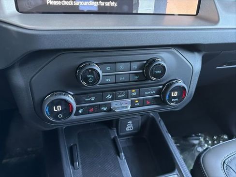 New 2026 Ford Bronco Outer Banks AWD/4WD image 18
