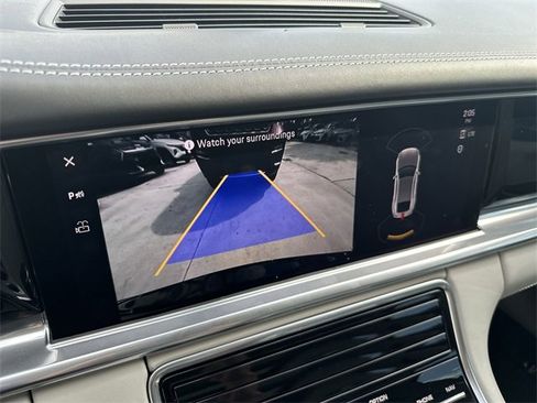Used 2022 Porsche Panamera 4S image 25