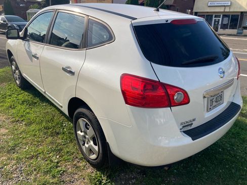 Used 2015 Nissan Rogue S image 6