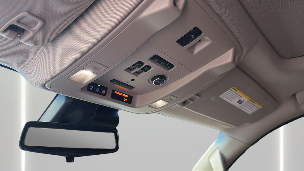 Used 2019 Cadillac Escalade Luxury RWD image 18