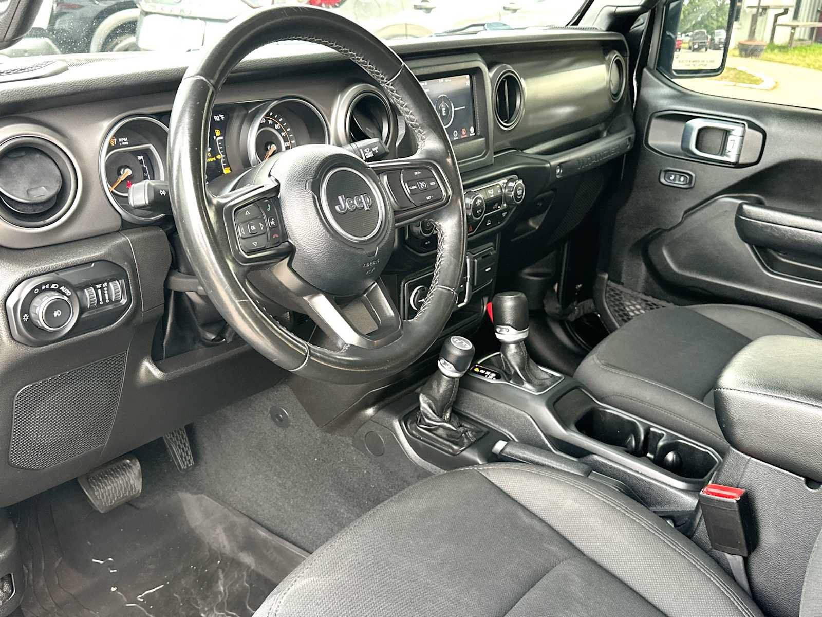 Used 2022 Jeep Wrangler Unlimited Sport AWD/4WD image 18
