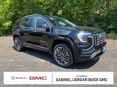 New 2026 GMC Terrain Denali w/ LPO, Black Badging Package