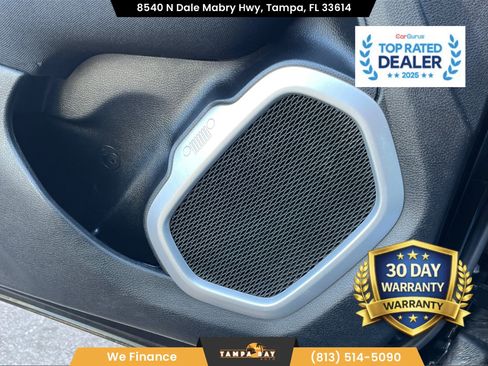 Used 2020 Jeep Renegade Latitude FWD image 31