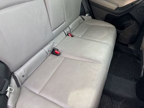 Used 2014 Subaru Forester 2.5i Touring image 34