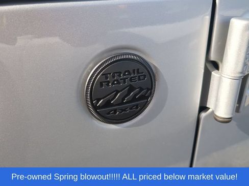 Used 2024 Jeep Wrangler Unlimited Sport AWD/4WD image 9
