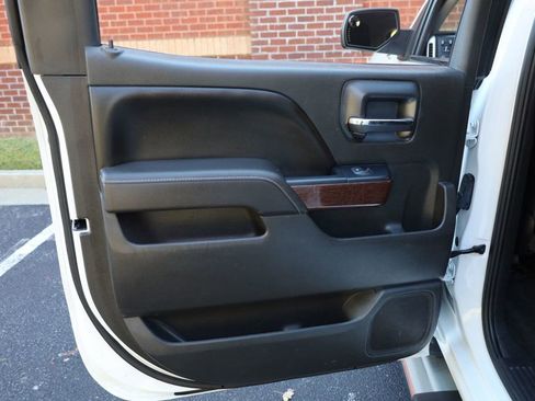 Used 2017 GMC Sierra 1500 SLT w/ SLT Premium Package image 15