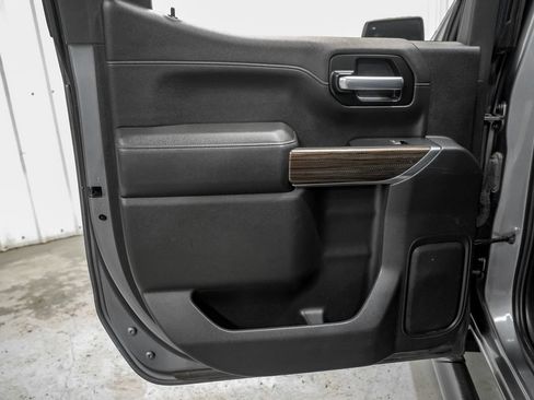 Used 2019 Chevrolet Silverado 1500 RST AWD/4WD image 44