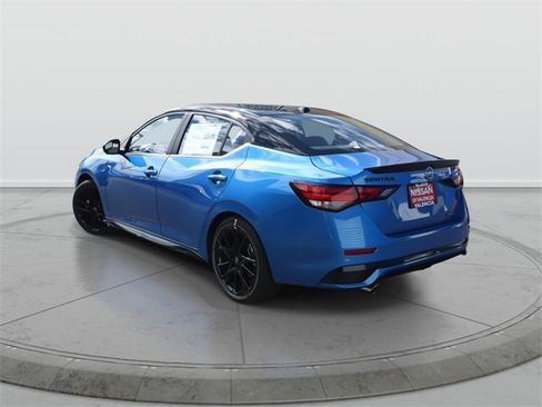 New 2025 Nissan Sentra SR w/ SR Premium Package image 5