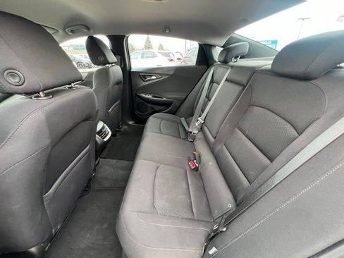 Used 2021 Chevrolet Malibu LT image 21