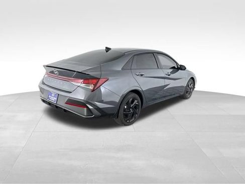 Used 2026 Hyundai Elantra Sport FWD image 6