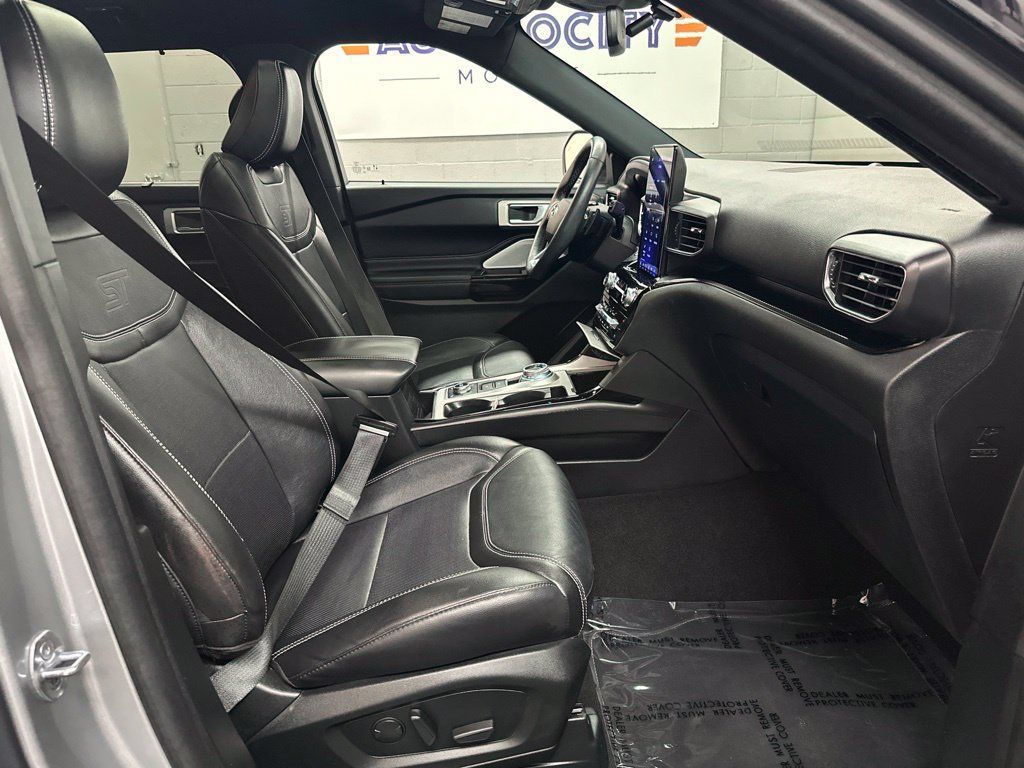 Used 2024 Ford Explorer ST w/ Equipment Group 401A AWD/4WD image 19