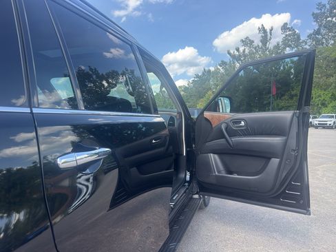 Used 2023 Nissan Armada SL w/ Captain's Chairs Package RWD image 20