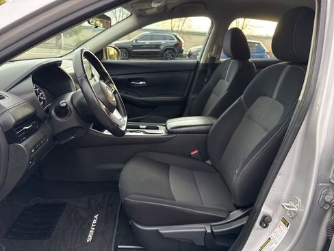 Used 2020 Nissan Sentra SV image 16