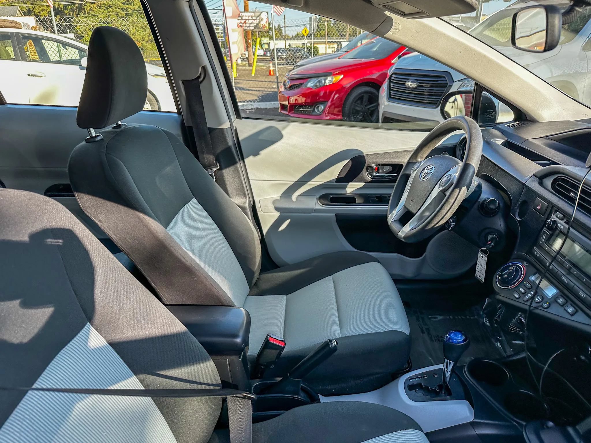 Used 2014 Toyota Prius C Two FWD image 37