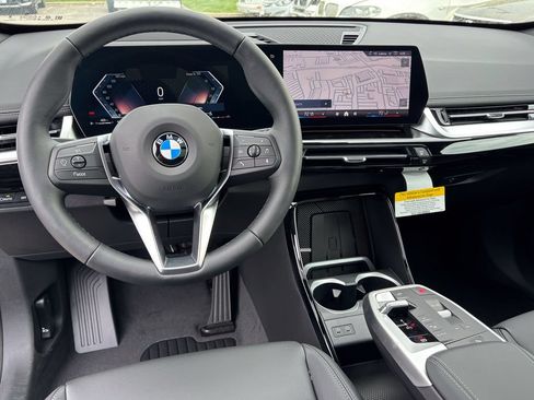New 2026 BMW X1 xDrive28i w/ Technology Package AWD/4WD image 17
