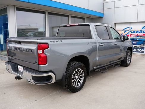 Used 2022 Chevrolet Silverado 1500 LT w/ Z71 Off-Road Package image 33