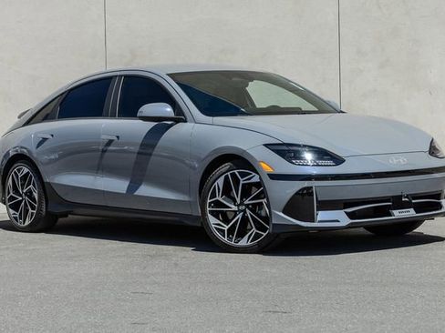 Used 2024 Hyundai Ioniq 6 SEL image 15