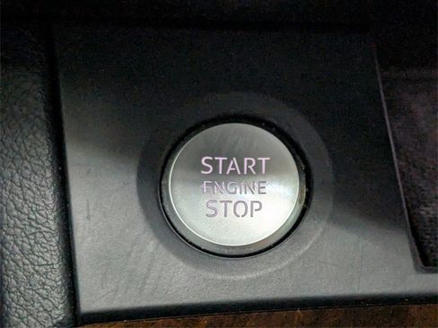 Used 2019 Audi Q5 2.0T Premium w/ Convenience Package image 23