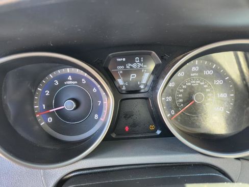 Used 2013 Hyundai Elantra GLS w/ Preferred Pkg image 14