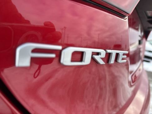 Used 2023 Kia Forte LXS image 35