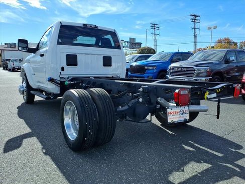 Used 2025 RAM 4500 Tradesman image 13
