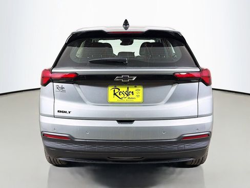 New 2027 Chevrolet Bolt LT w/ Comfort Package FWD image 6