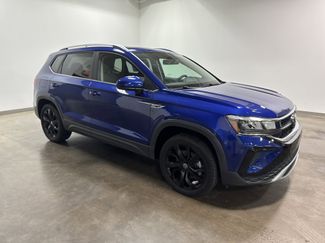 Certified 2022 Volkswagen Taos SE video 2