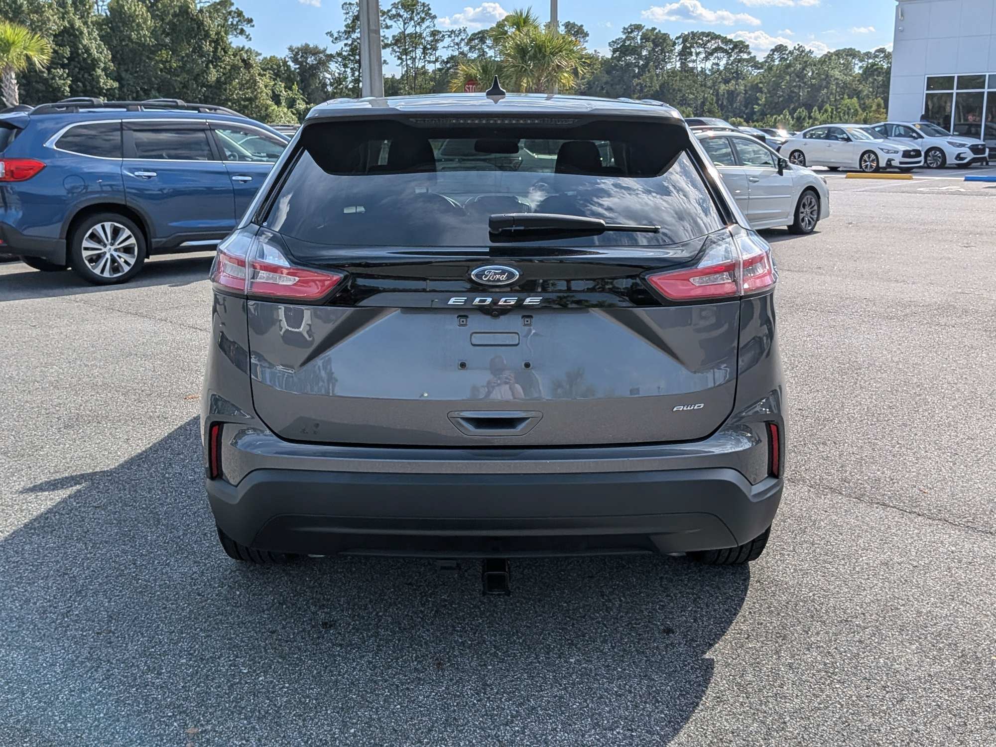 Used 2024 Ford Edge SE AWD/4WD image 5