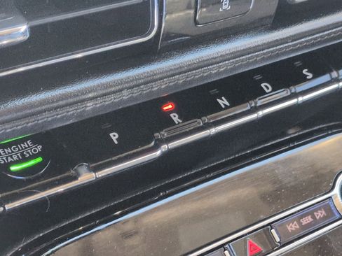 Used 2023 Lincoln Nautilus AWD w/ Premium Package image 24